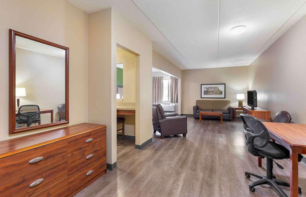 Extended Stay America Suites - Cleveland - Middleburg Heights Habitación foto
